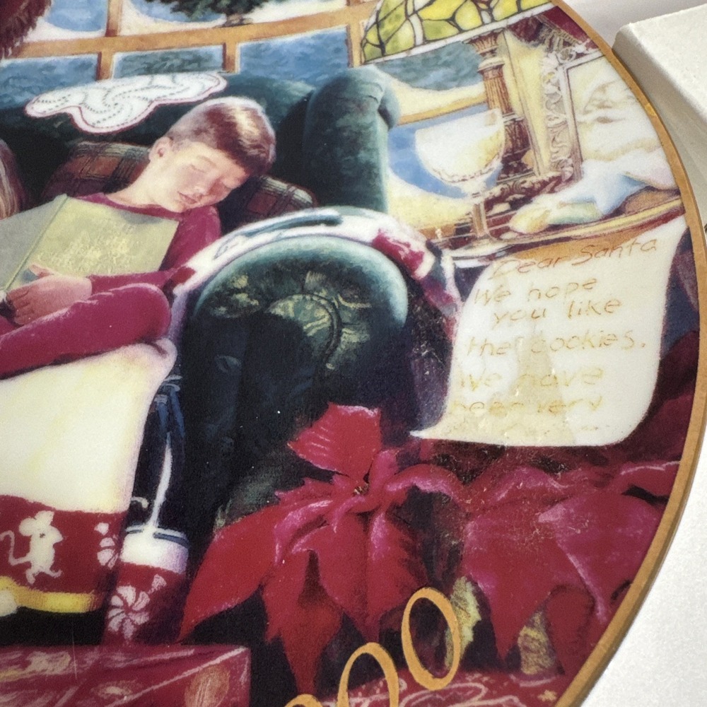 Christmas Plate "Christmas Dreams" 2000 ~ By Mike Wimmer, Avon - Picture 2 of 8